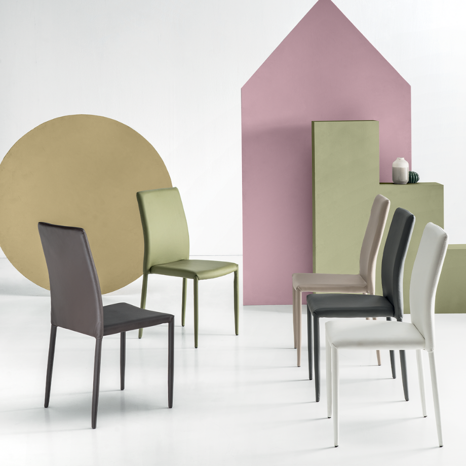 Set di sedie in similpelle "Impero" con struttura rivestita coordinata cm 53x43 90h