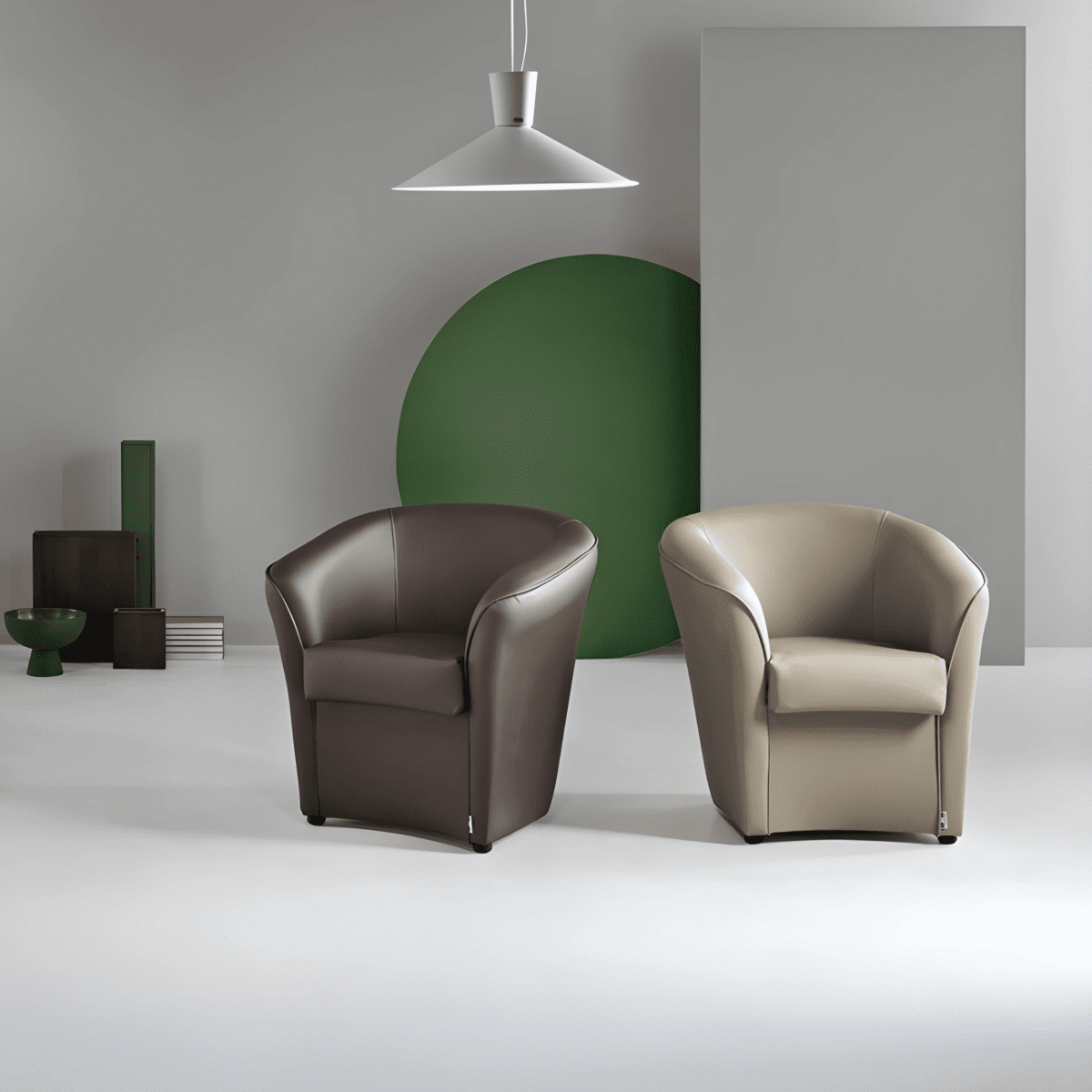 Poltrona moderna in ecopelle "Dallas" elegante cm 70x67 76h - MondoViro