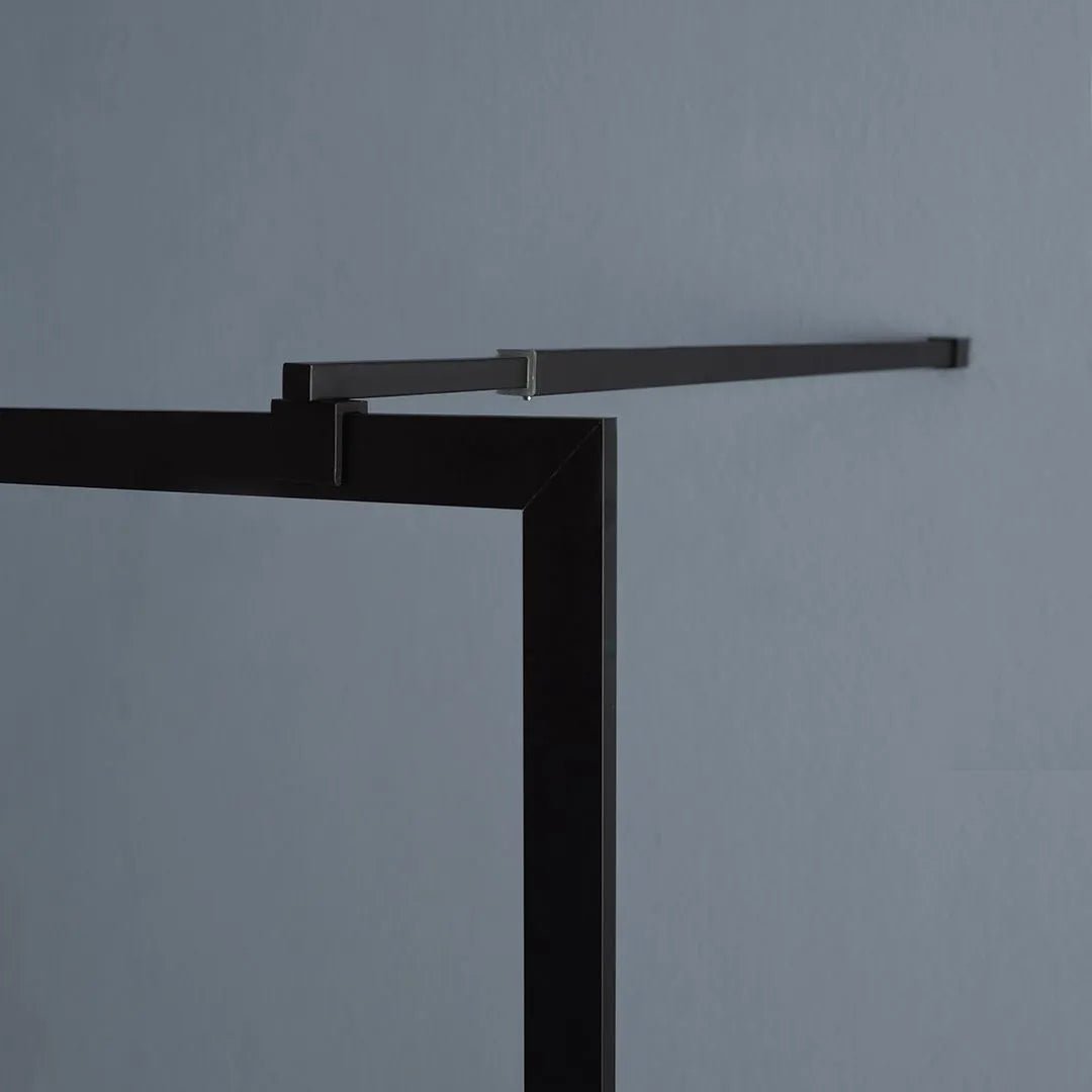 Parete doccia bagno moderna "Walk" in cristallo trasparente e telaio nero opaco - MondoViro