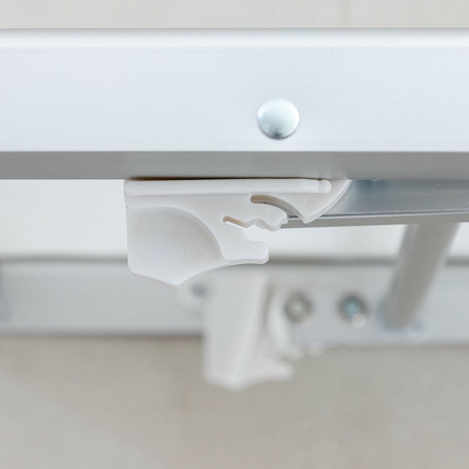 Sdraio prendisole Palapas ecrù in alluminio con parasole cm 181x61 39h