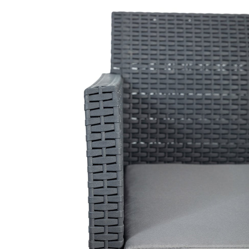 Salotto per esterno Penelope in resina divano poltrone e tavolino da giardino