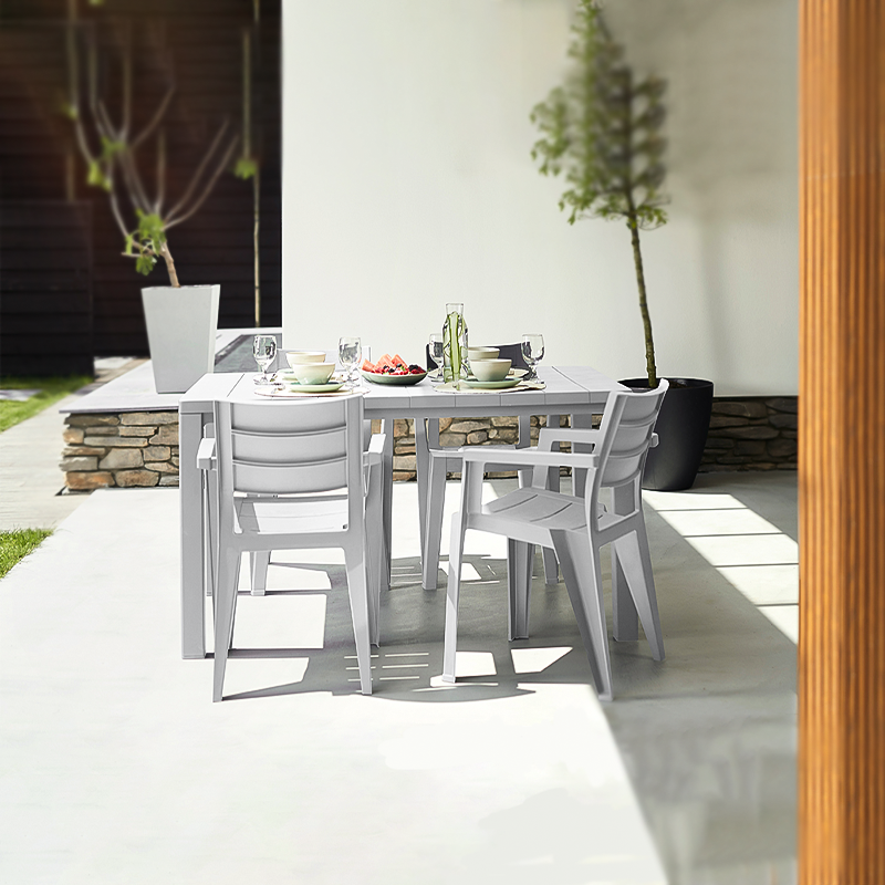 Sedia da pranzo Julie poltrona in resina con braccioli per giardino