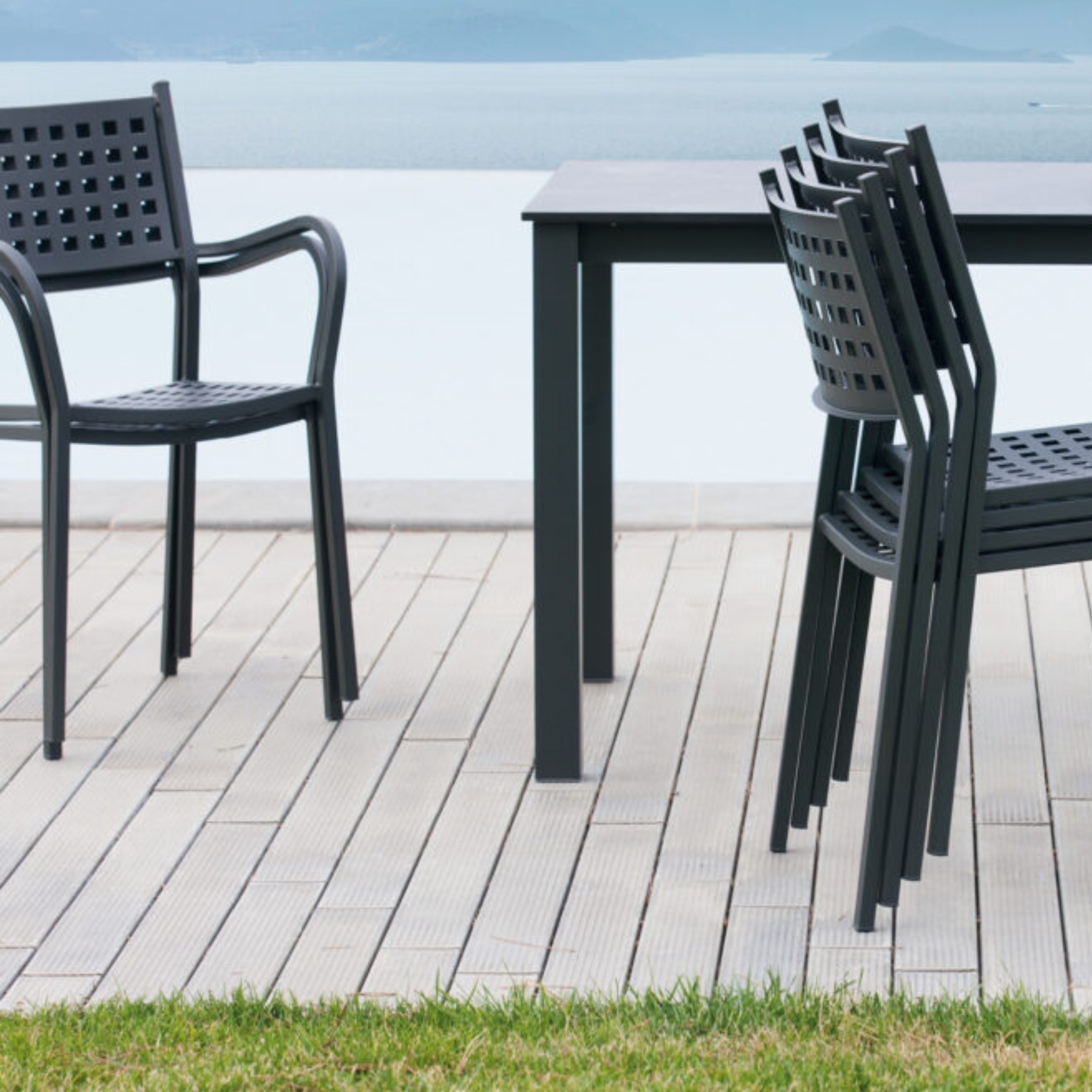 Set 4pz Poltrona in metallo sedia Alice con braccioli impilabile da giardino Vermobil