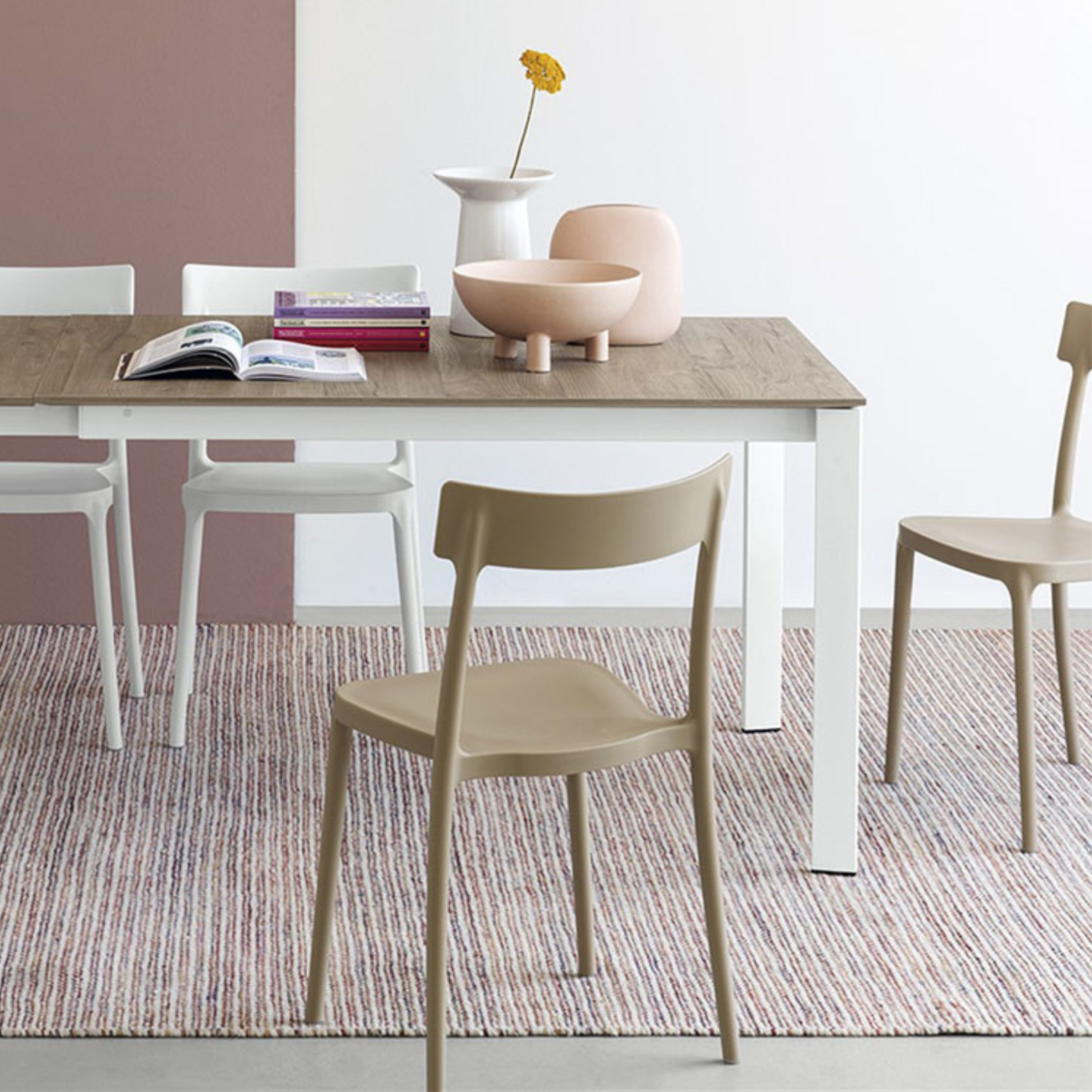 Set di sedie moderne in polipropilene impilabili "Argo" da soggiorno cm 48x47 82h