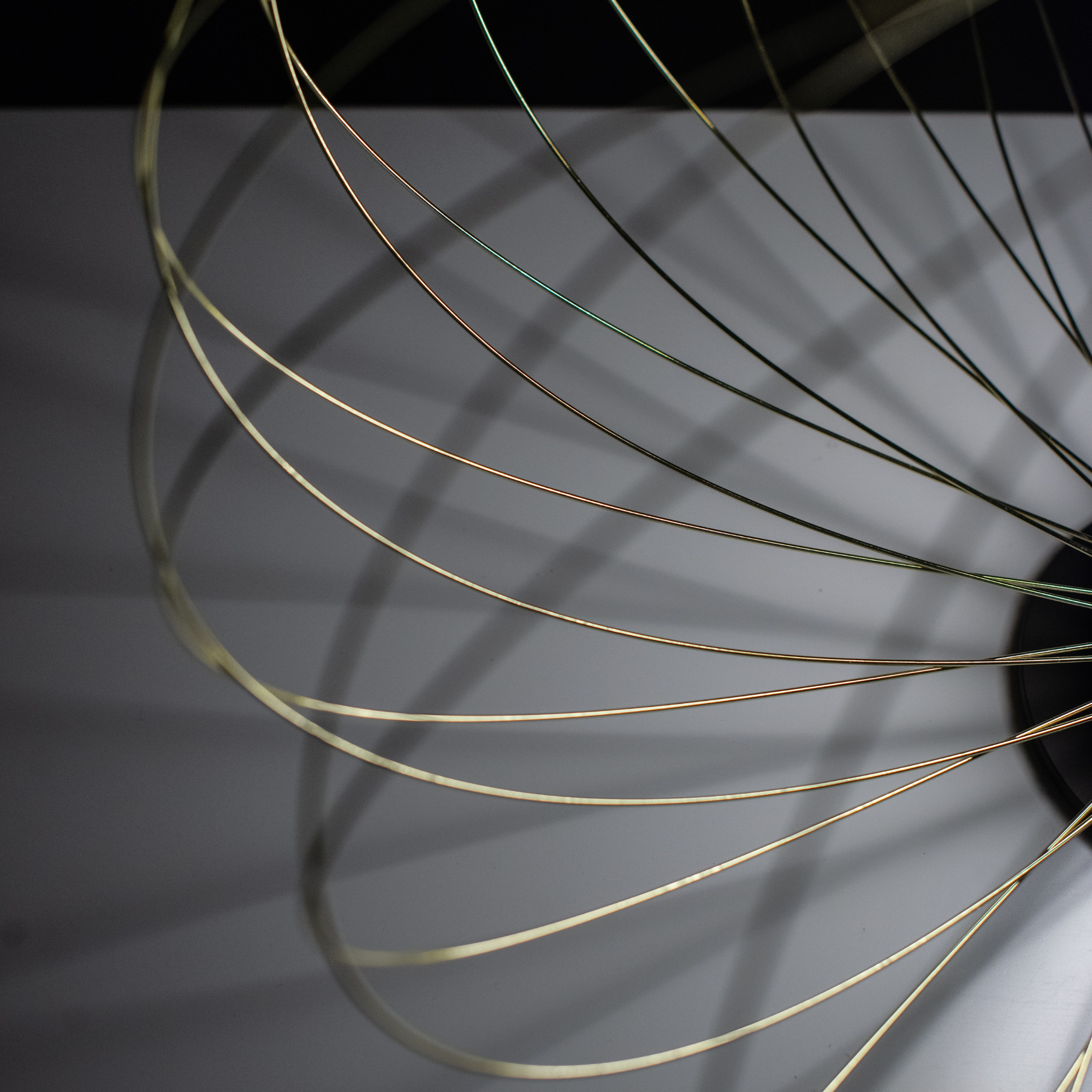 Lampada LED con paralume in acciaio "Jaula" da terra tavolo e sospesa