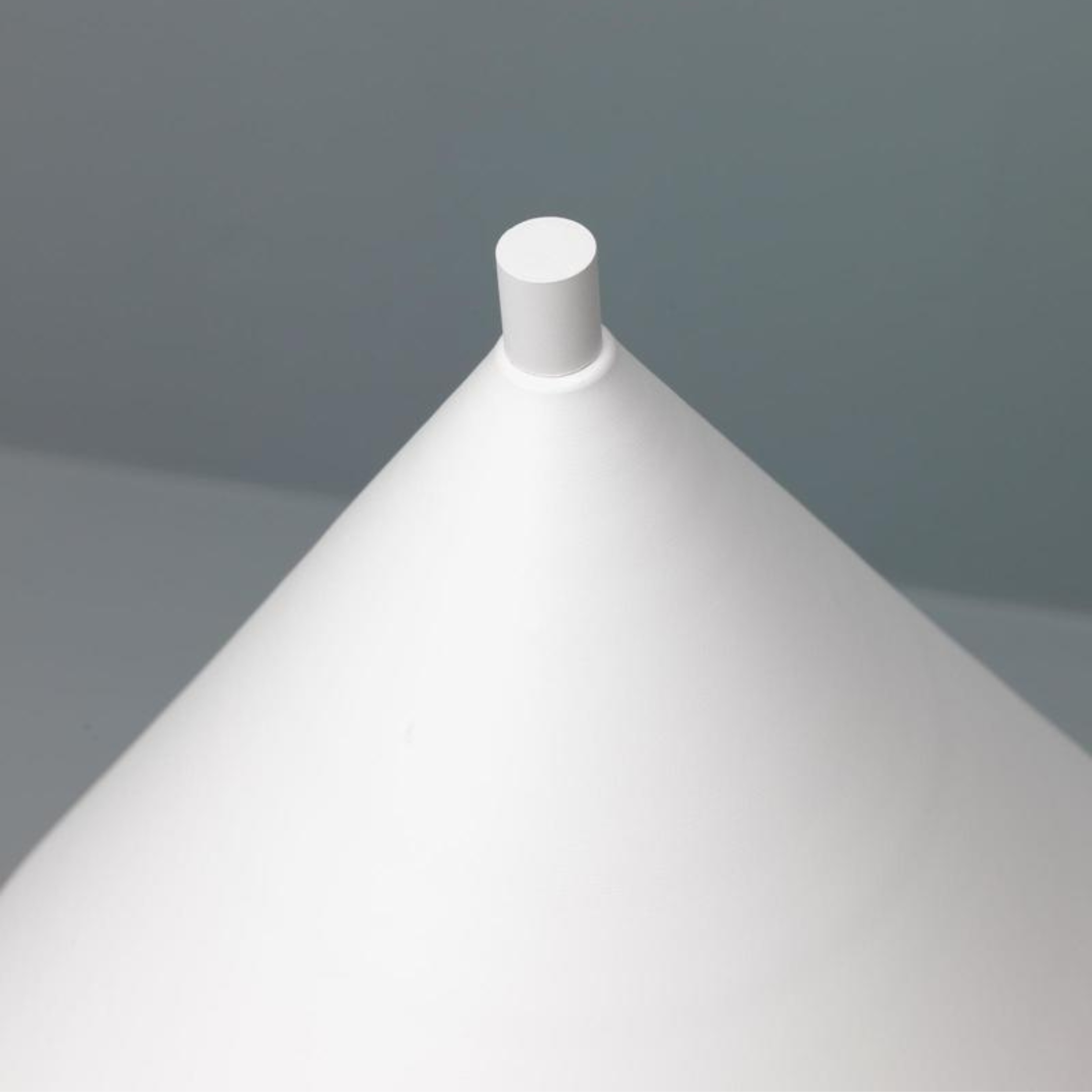 Lampada LED con paralume in metallo "Kobi" da terra e tavolo