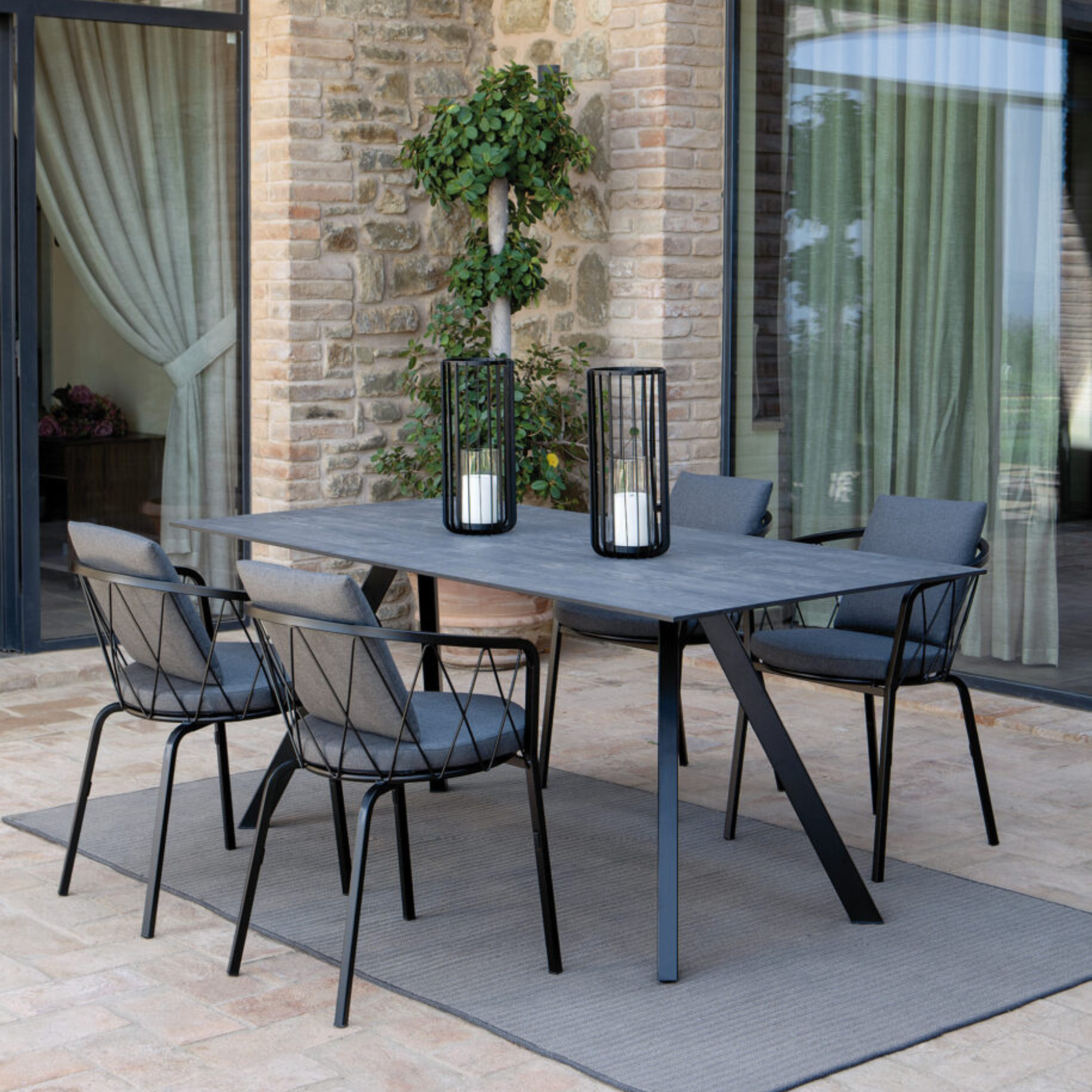 Set di sedie da giardino in metallo verniciato impilabili "Daisy" cm 57x55 75h