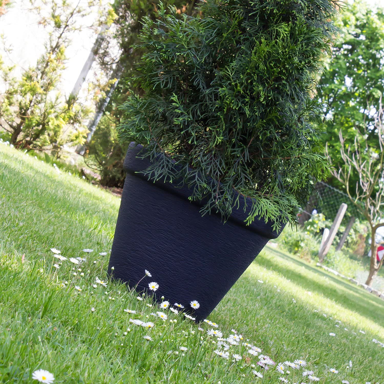 Vaso in plastica simil pietra Gea DBC per esterno senza sottovaso