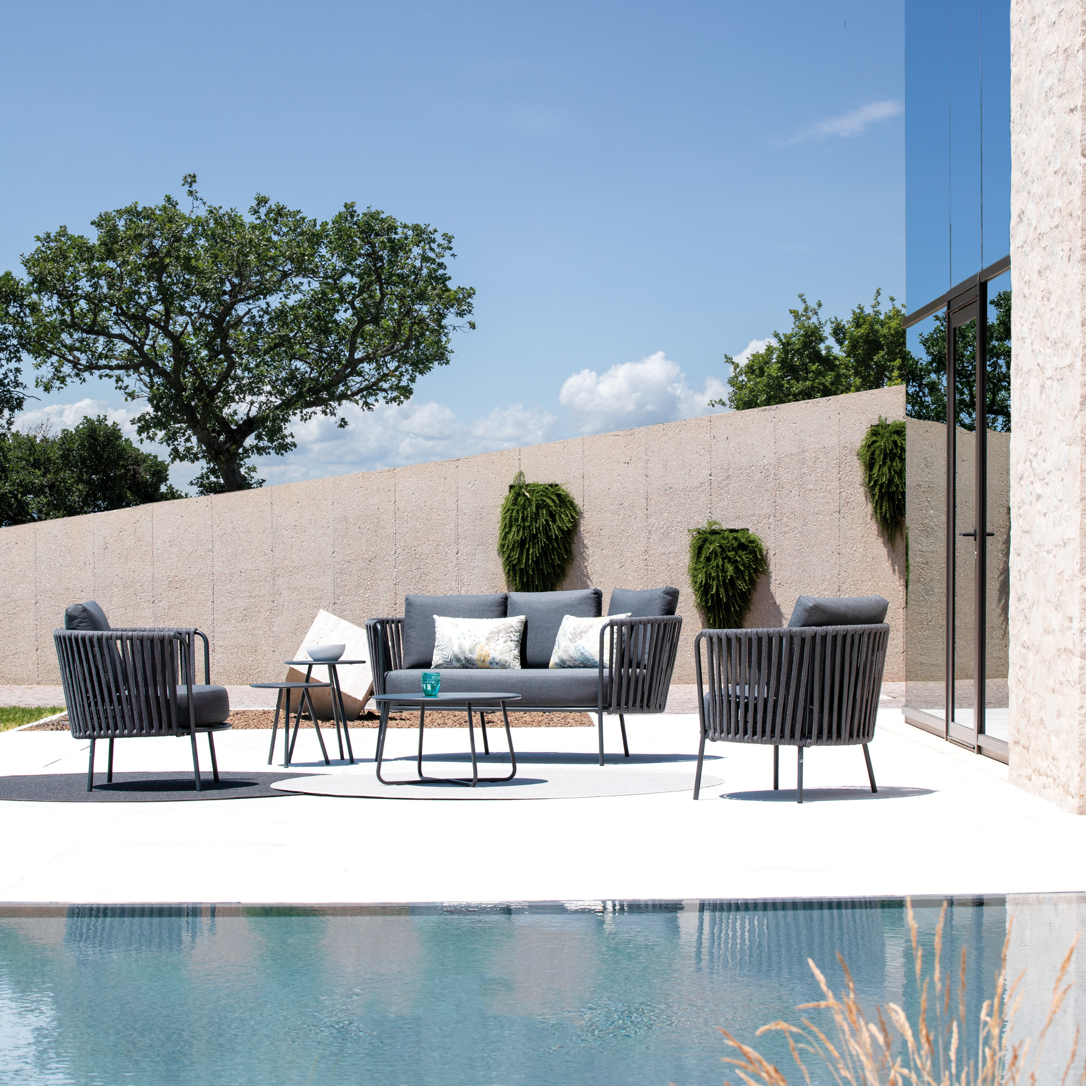 Poltrona bassa in corda e acciaio inox "Daisy Rope" sedia lounge da giardino cm 74x74 69h