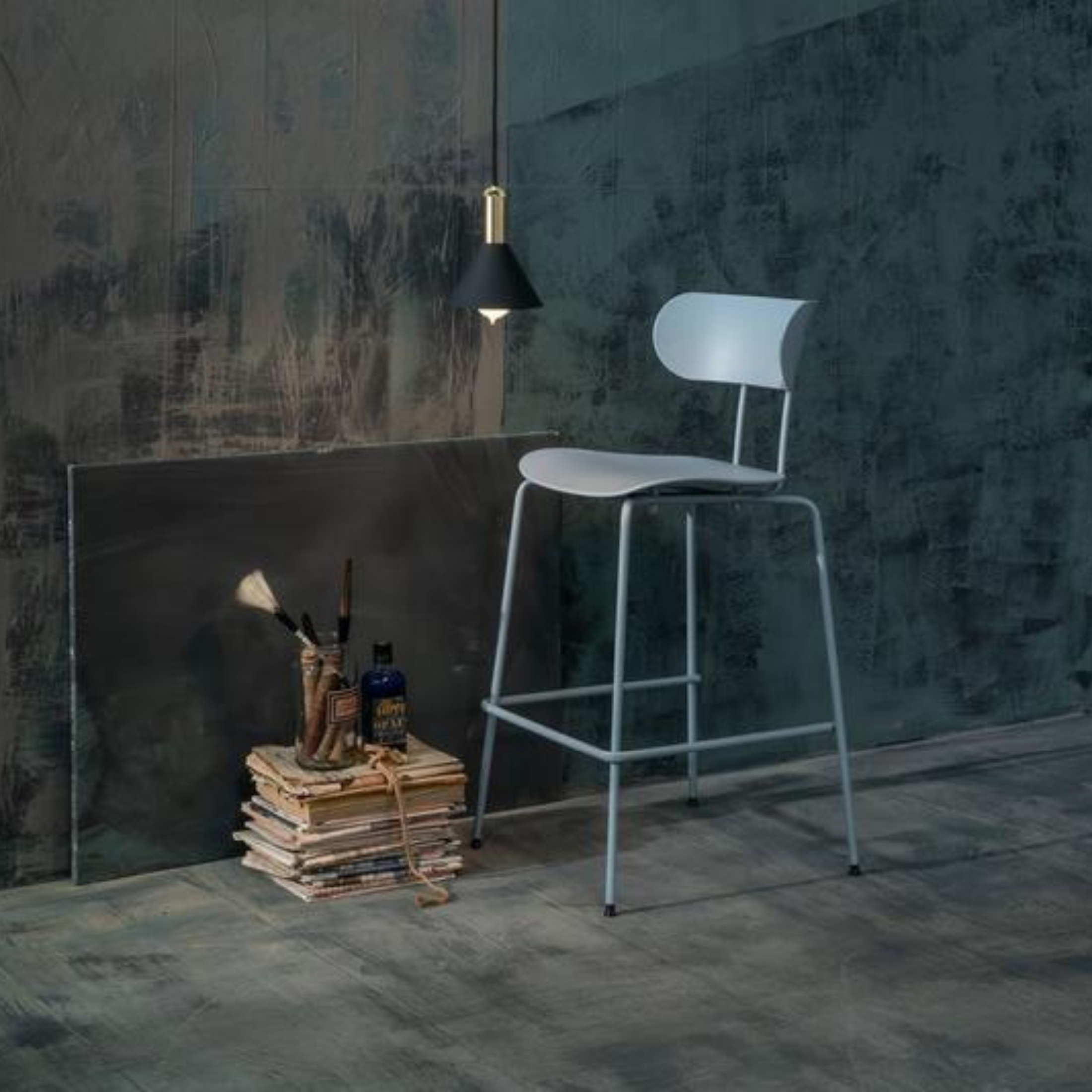 Set di sgabelli alti azzurri con poggiapiedi in PP "Samy" gambe in metallo cm 51x45 98h