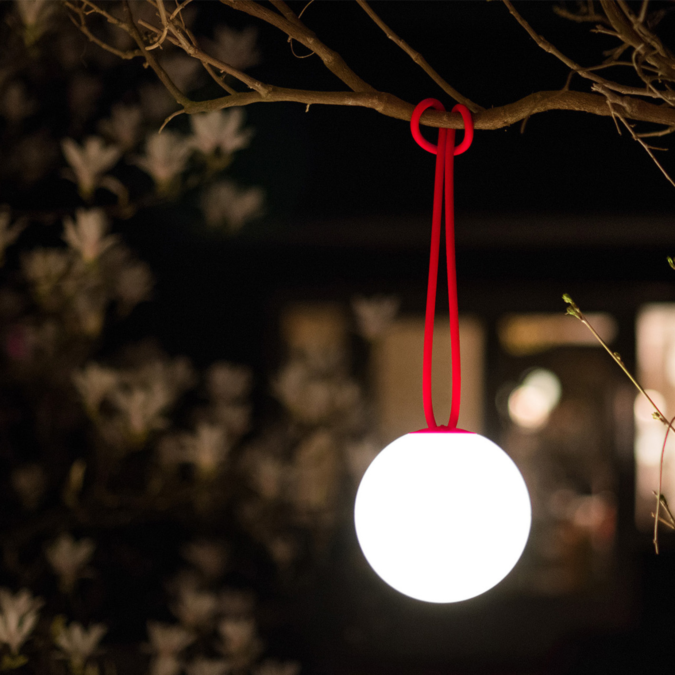 Set di 2 lampade led sospese a batteria "Bolleke" in HDPE con gancio in gomma cm 20x20