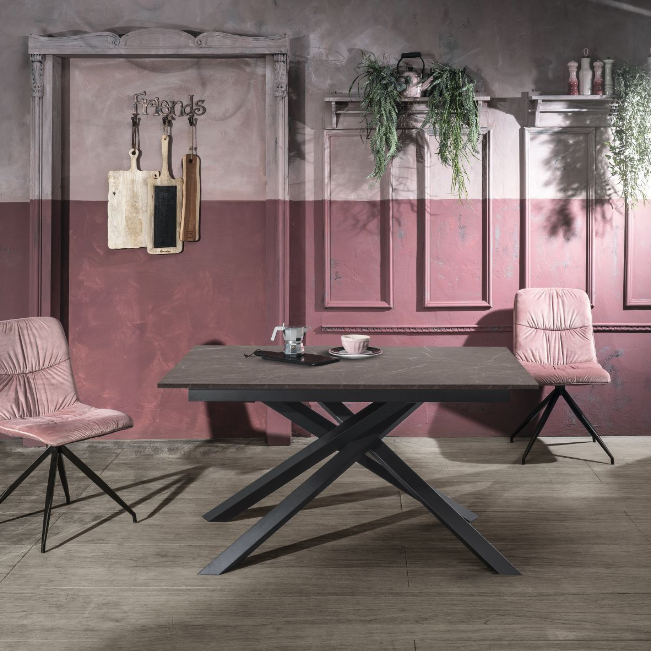 Tavolo moderno allungabile "Atene" con piano melaminico e gambe in metallo verniciato