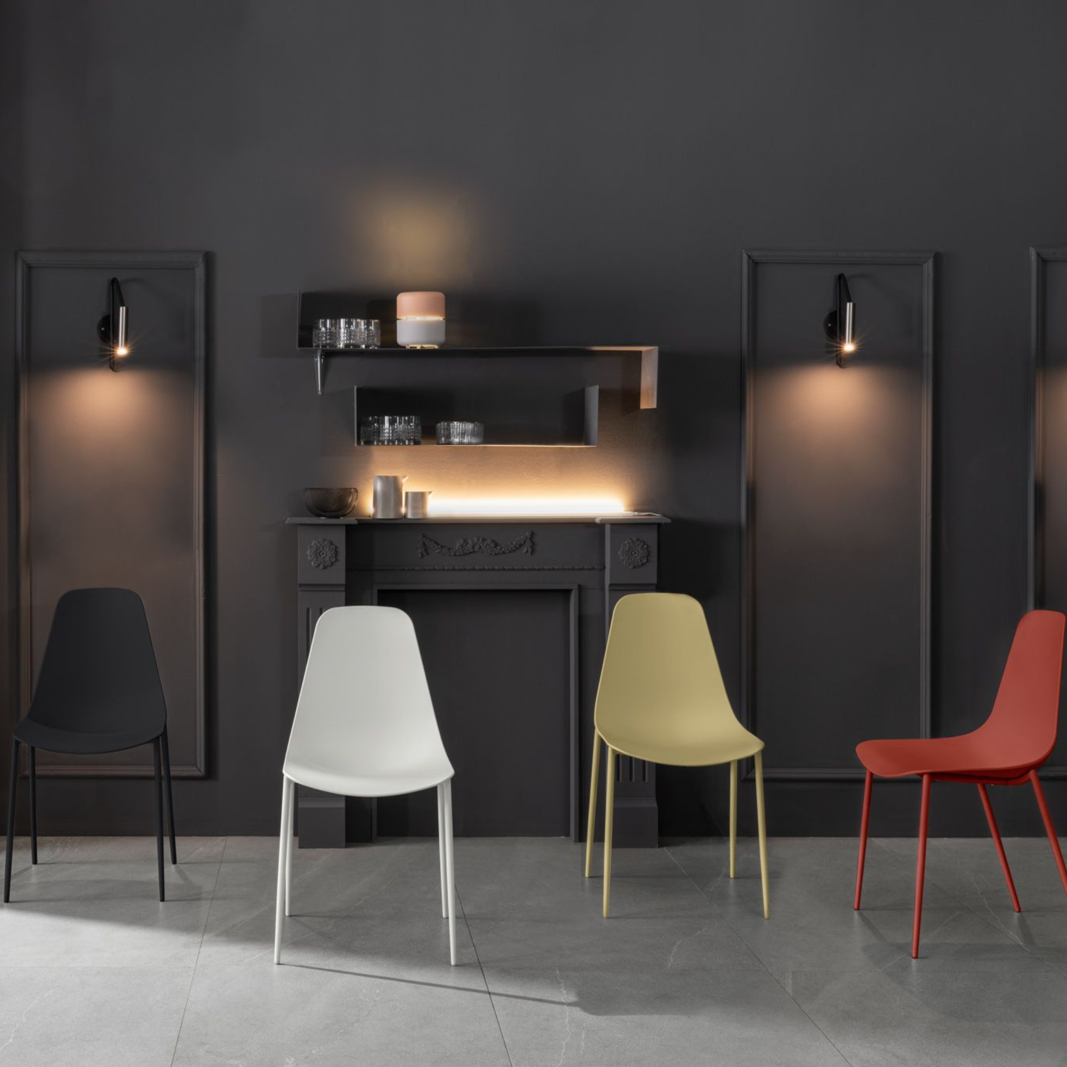 Set di sedie moderne in polipropilene "Kate" da soggiorno con struttura in metallo verniciato