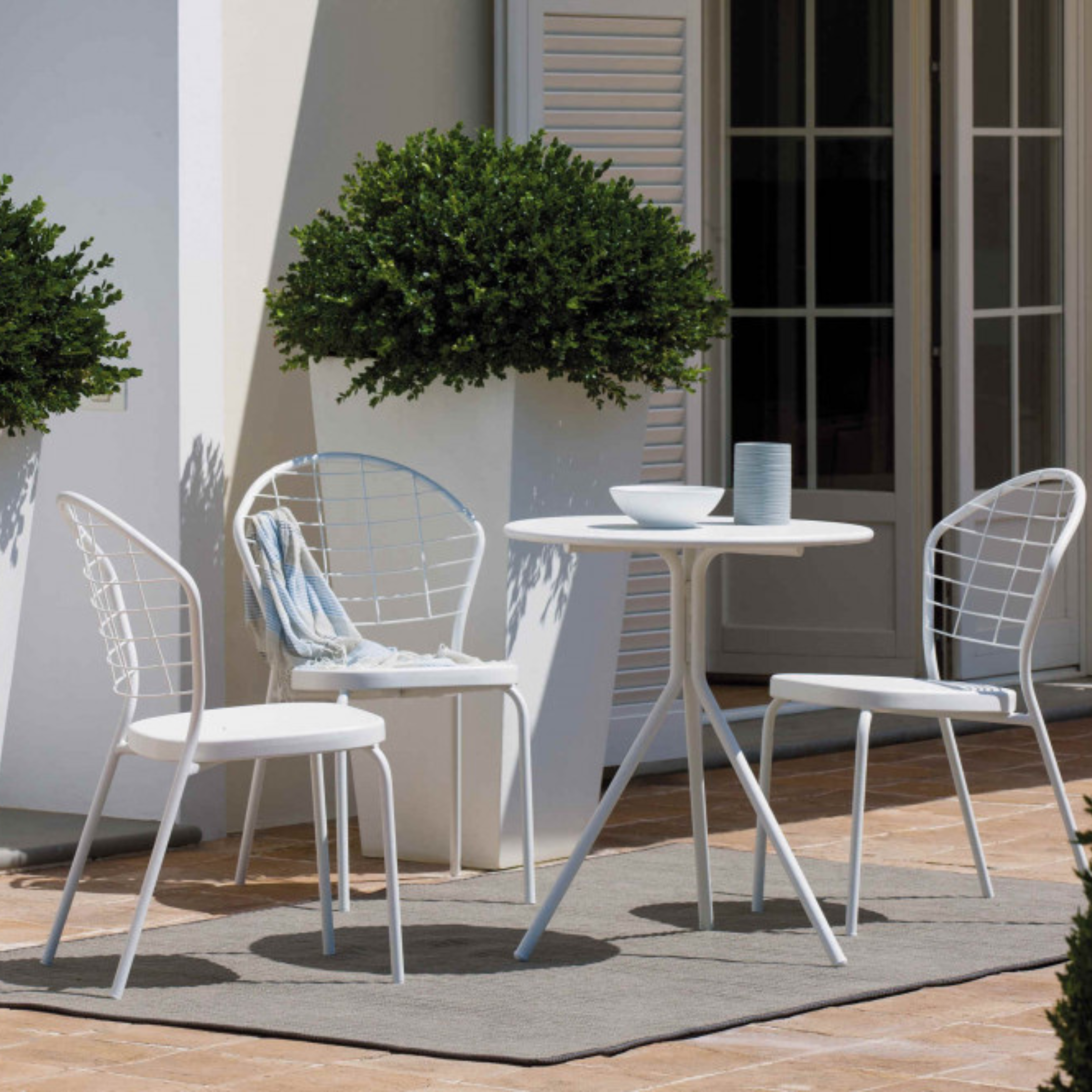 Tavolo tondo in metallo zincato "Twist15" per giardino smontabile h 75 cm