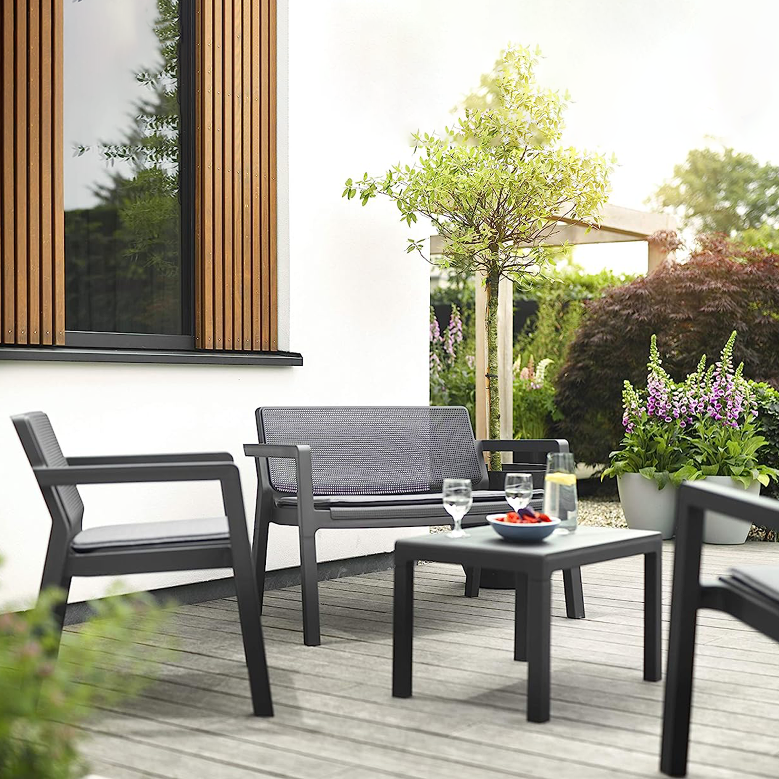 Salotto da giardino in resina "Emily" graphite divano + 2 poltrone + tavolino con cuscini