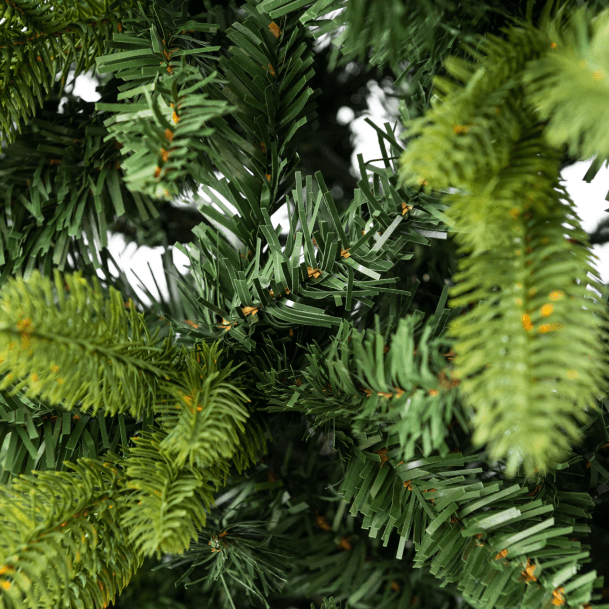 Albero di Natale slim "Bruma" effetto Real Touch PE + PVC di altissima qualità - MondoViro