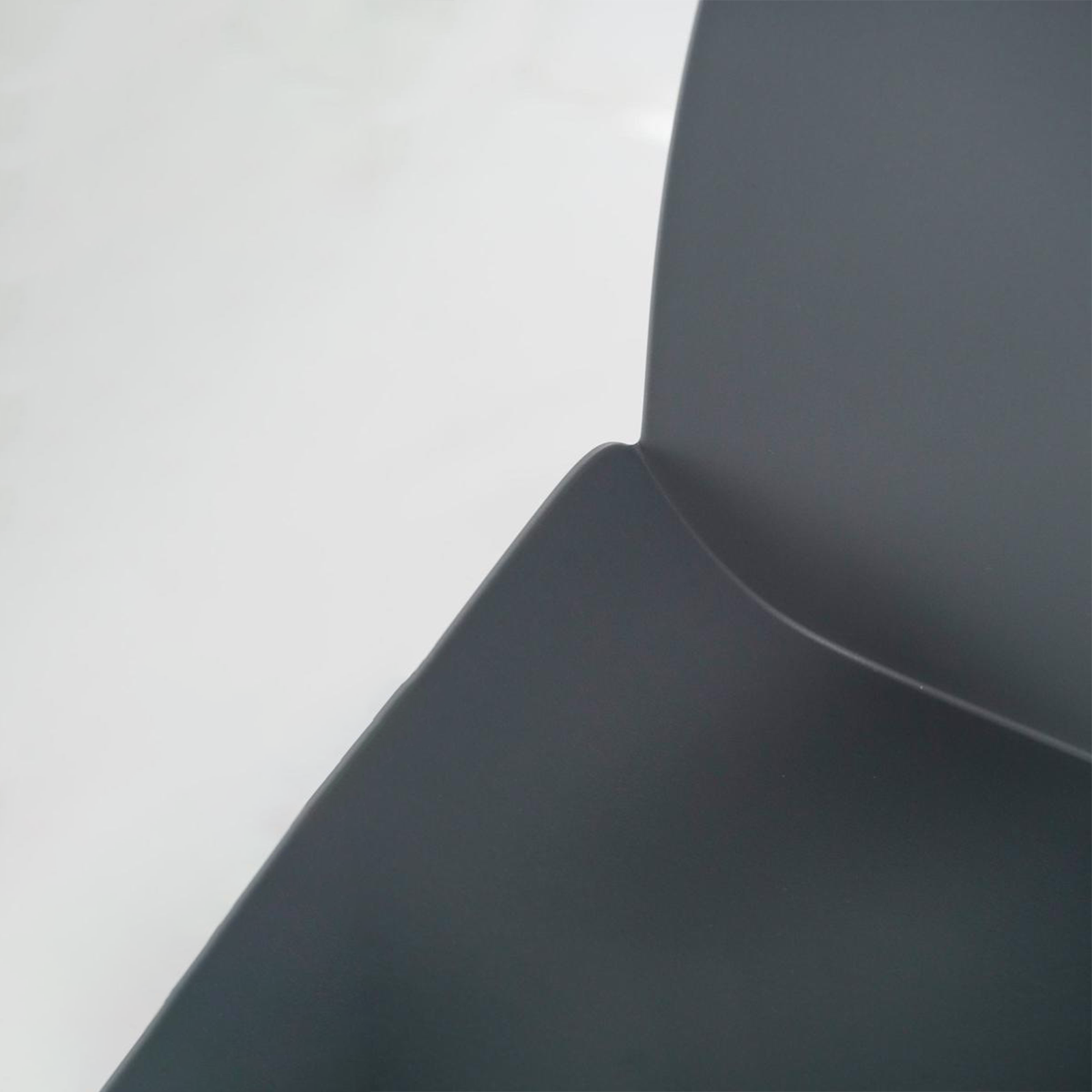 Set di sedie moderne in polipropilene "Azzurra" con struttura in metallo verniciato da soggiorno