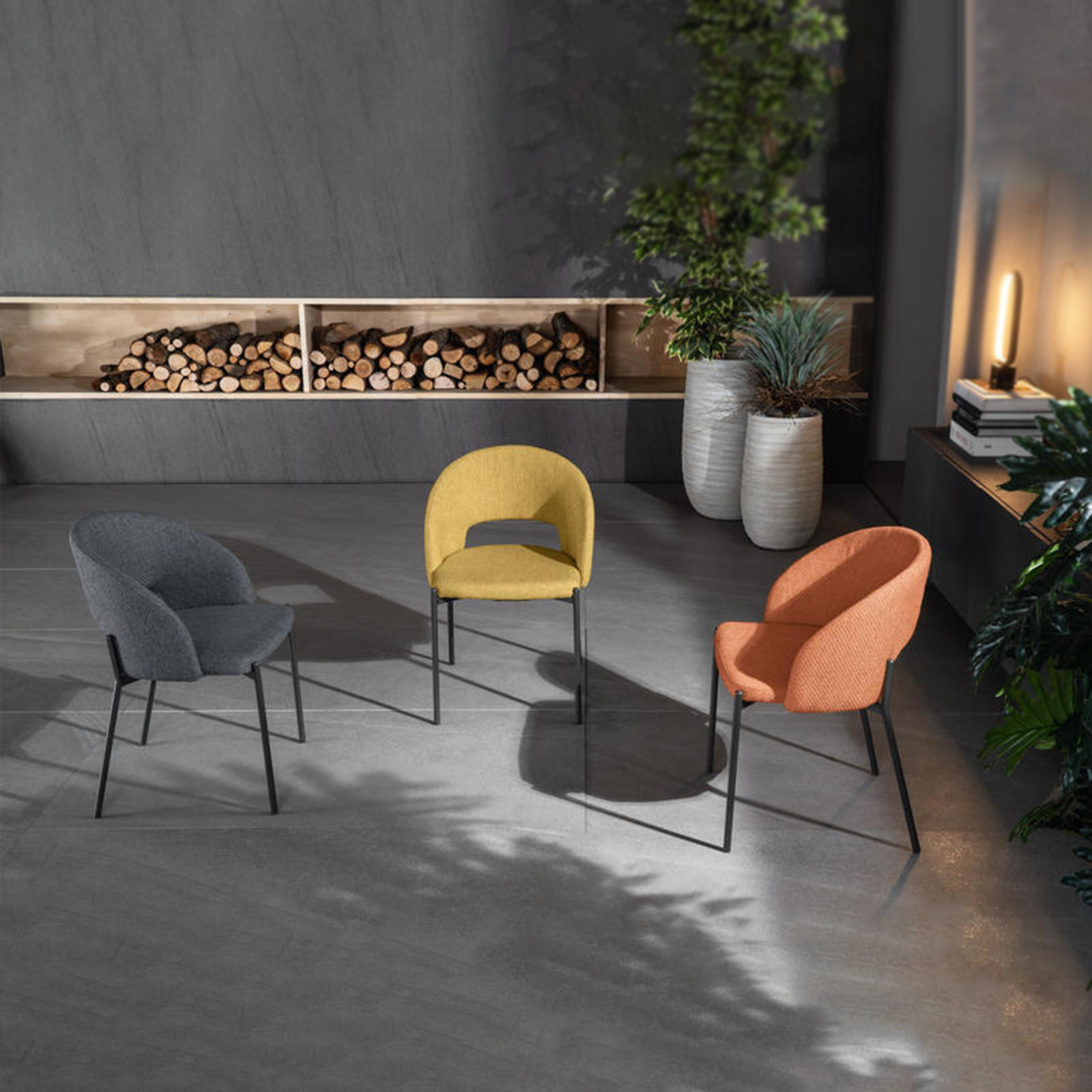 Set di sedie moderne imbottite "Erica" da pranzo in tessuto cm 56x52 78,5h