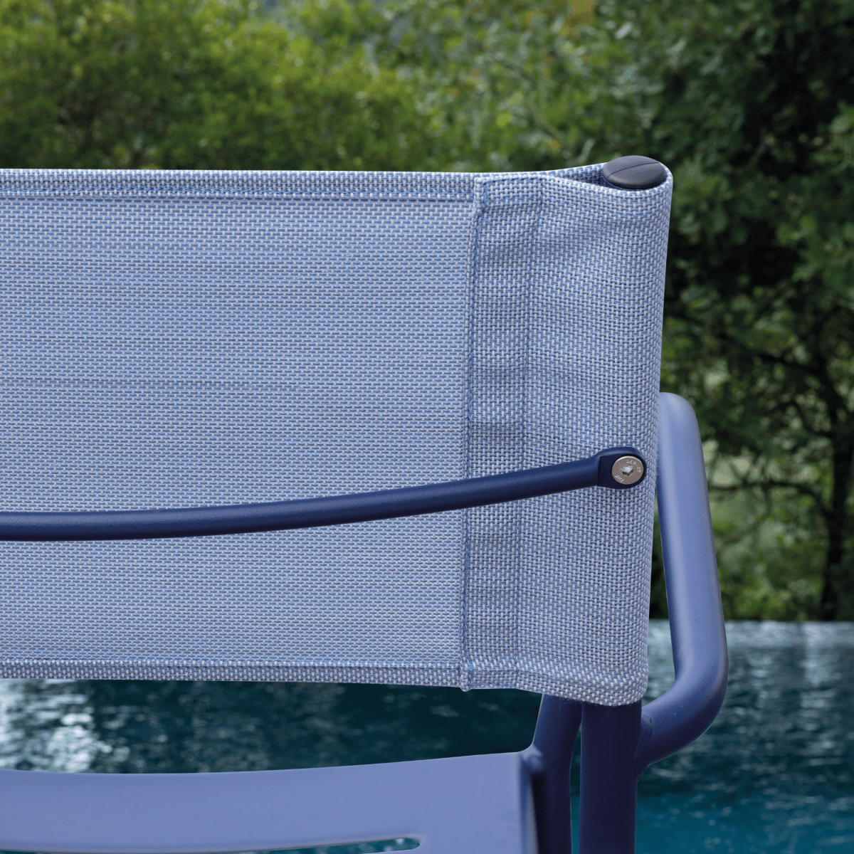 Set di sedie in metallo e schienale in telo "Vera" da giardino impilabili cm 56x50 86h - MondoViro