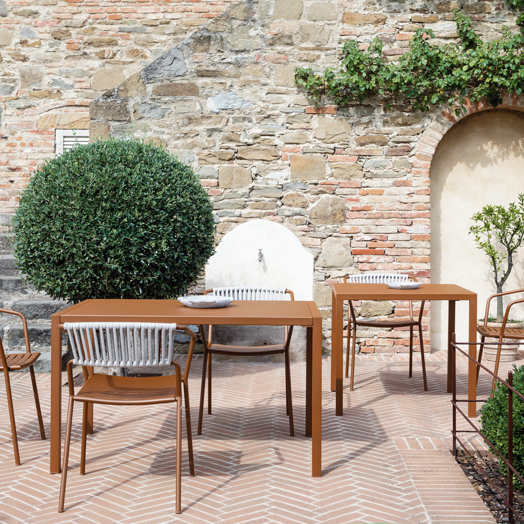 Tavolo fisso rettangolare in metallo "Quatris" da giardino cm 80x60 75h