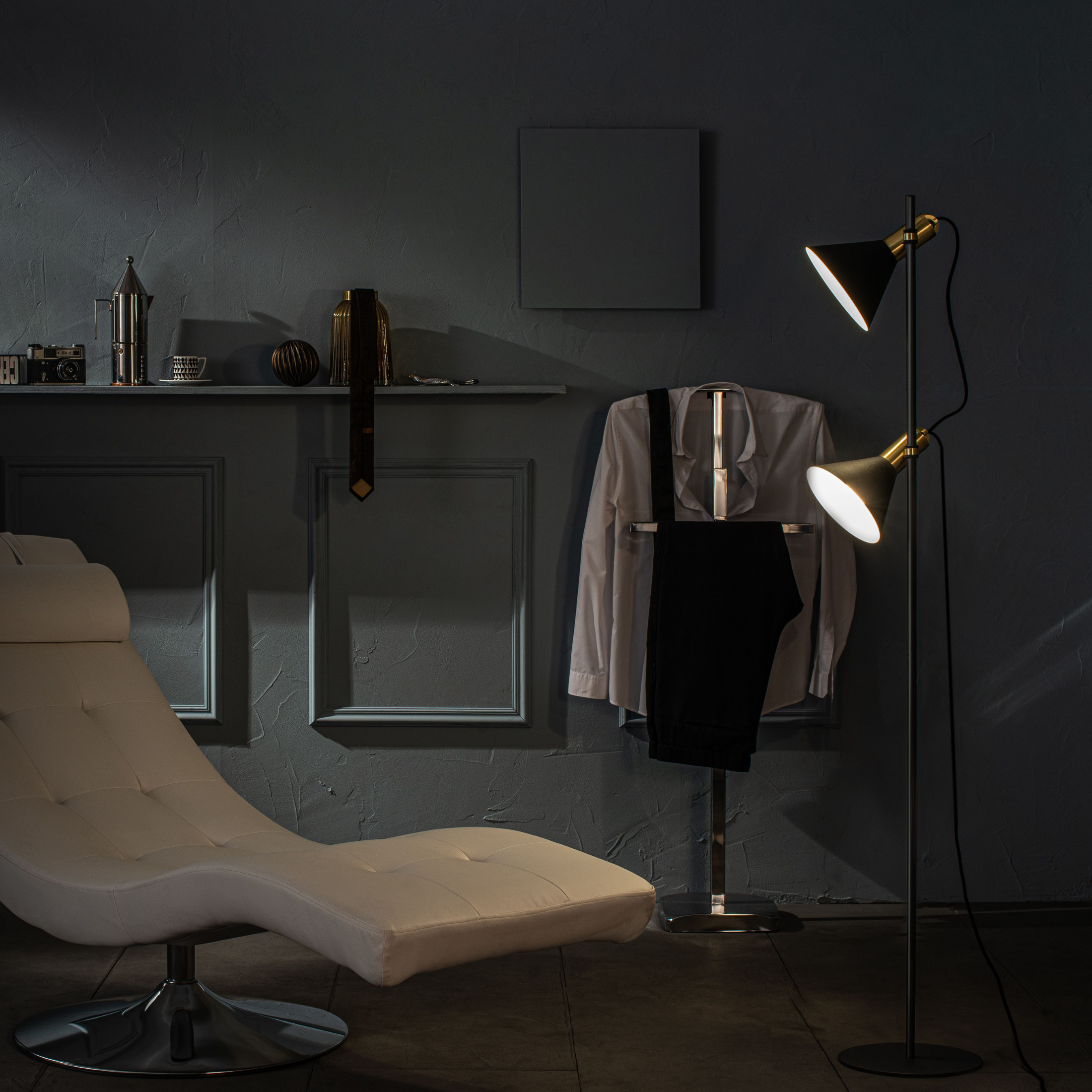 Lampada in metallo con paralume in ottone "Lucia" da terra e tavolo