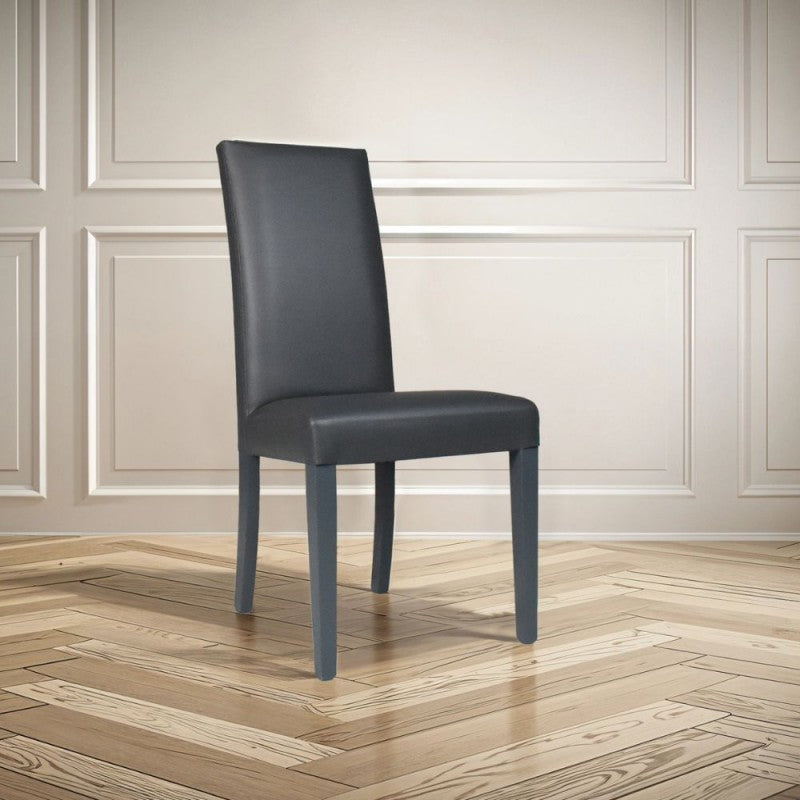 Set di sedie da pranzo "Nancy" imbottite in ecopelle con gambe in legno cm 47x47 101h