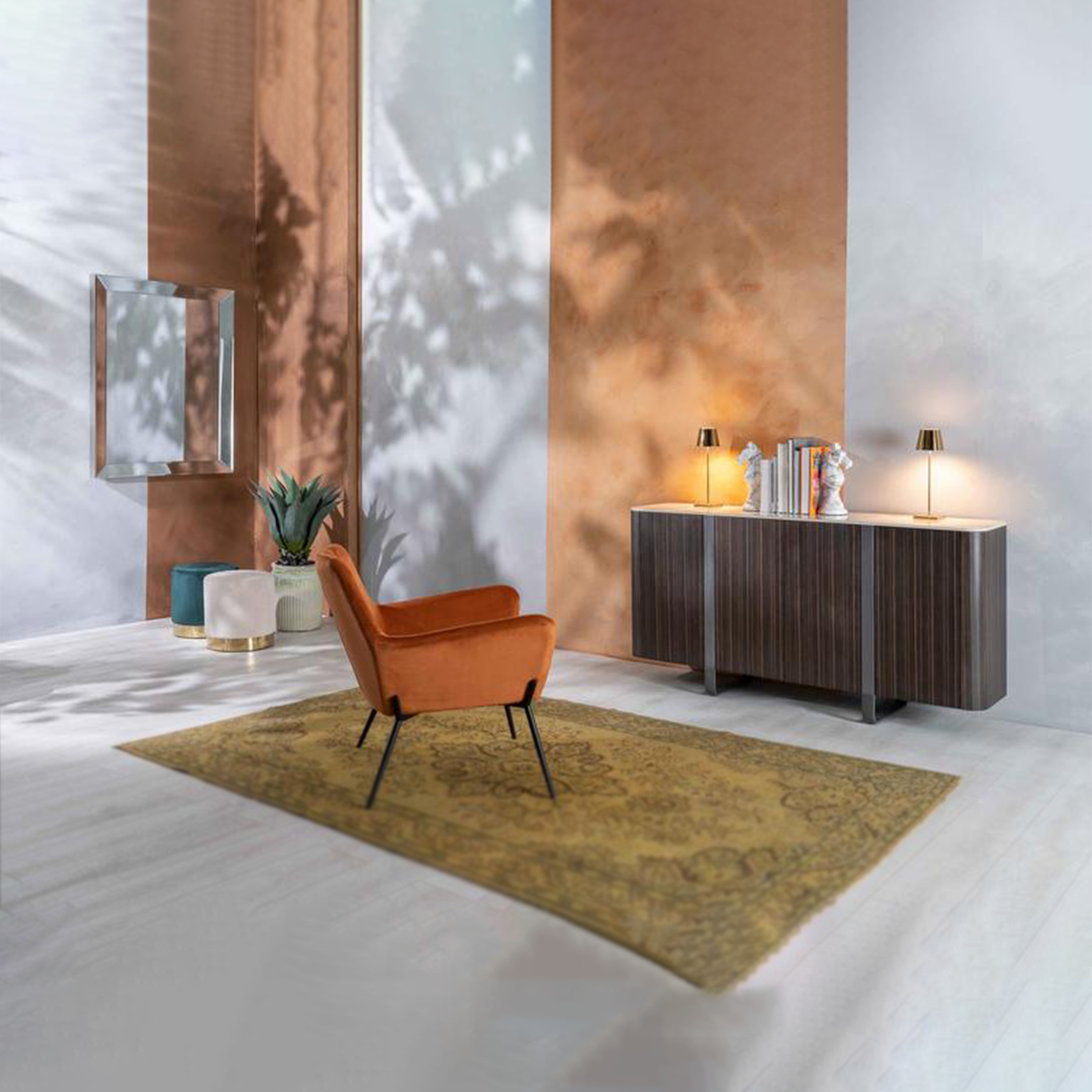 Poltrona imbottita "Gaia" moderna in velluto con gambe in metallo cm 70x72 79h