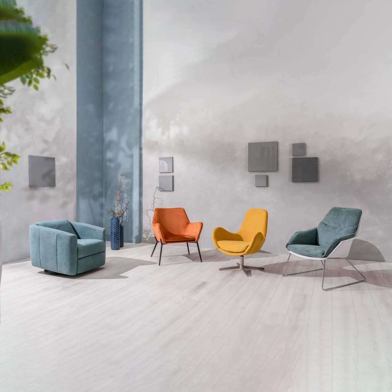 Poltrona imbottita "Audrey" moderna in tessuto con gambe in metallo cm 74x85 86h