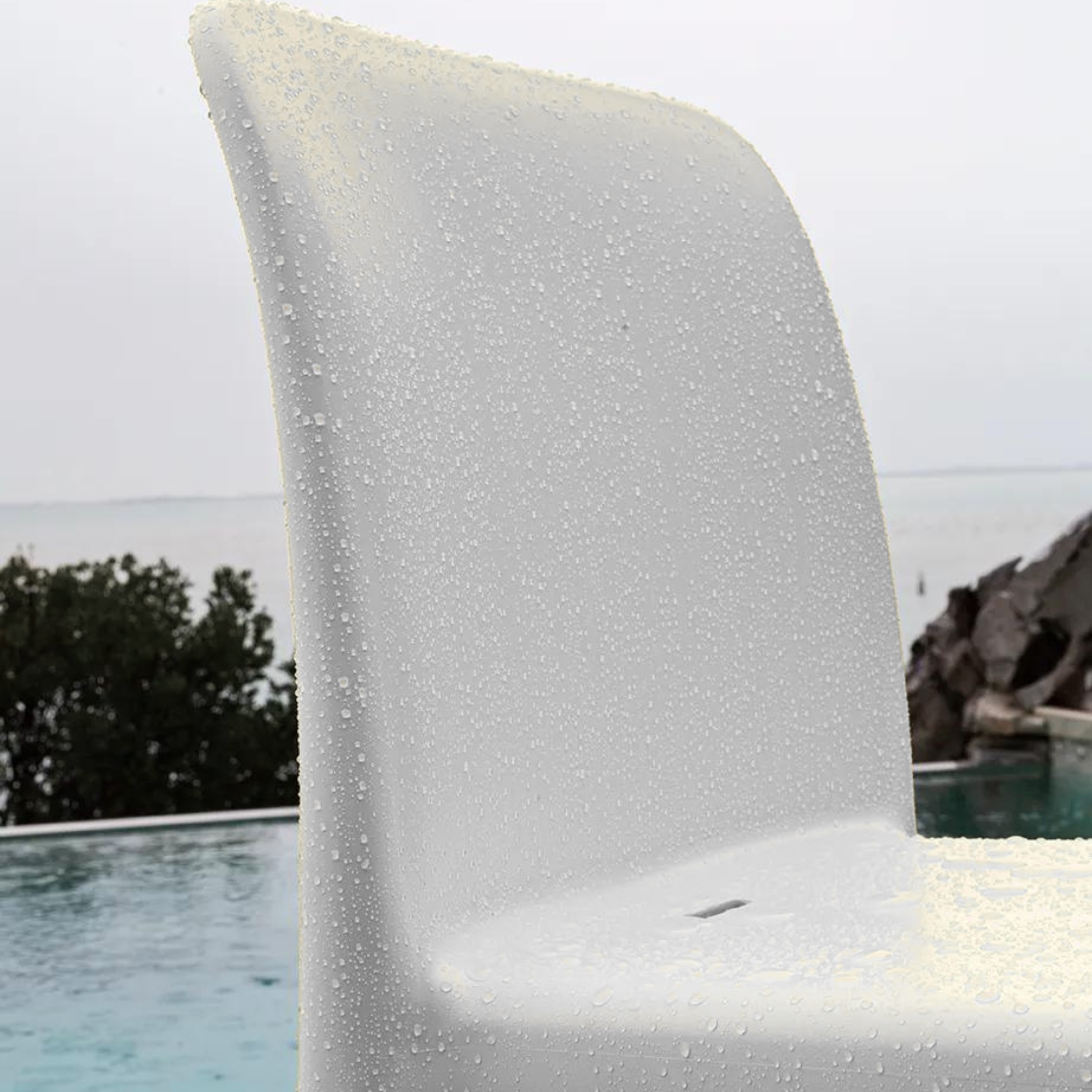 Set di sedie impilabili in polipropilene "Bayo" per esterno ed interno cm 54x52 81h