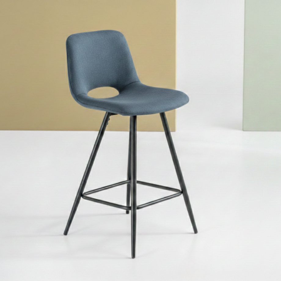 Set di sgabelli "Echo" in tessuto con struttura in metallo verniciato cm 50x45 91h