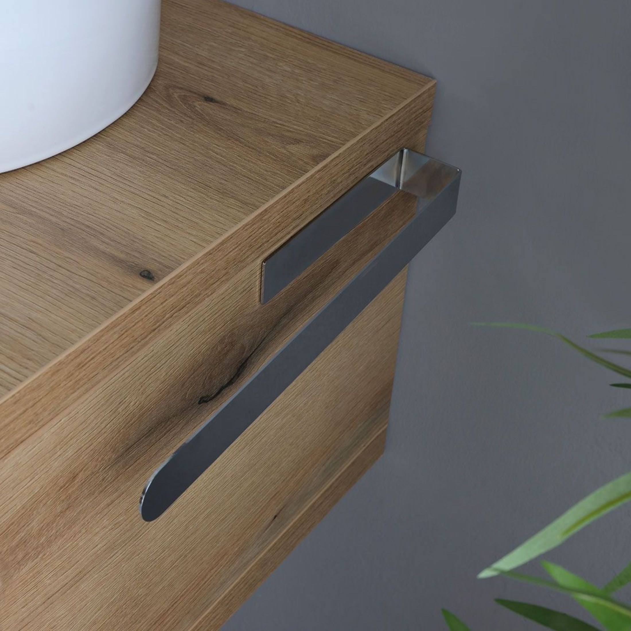 Mobile da bagno "Cipro" 80 cm sospeso in rovere naturale con lavabo in ceramica ovale bianco e specchio