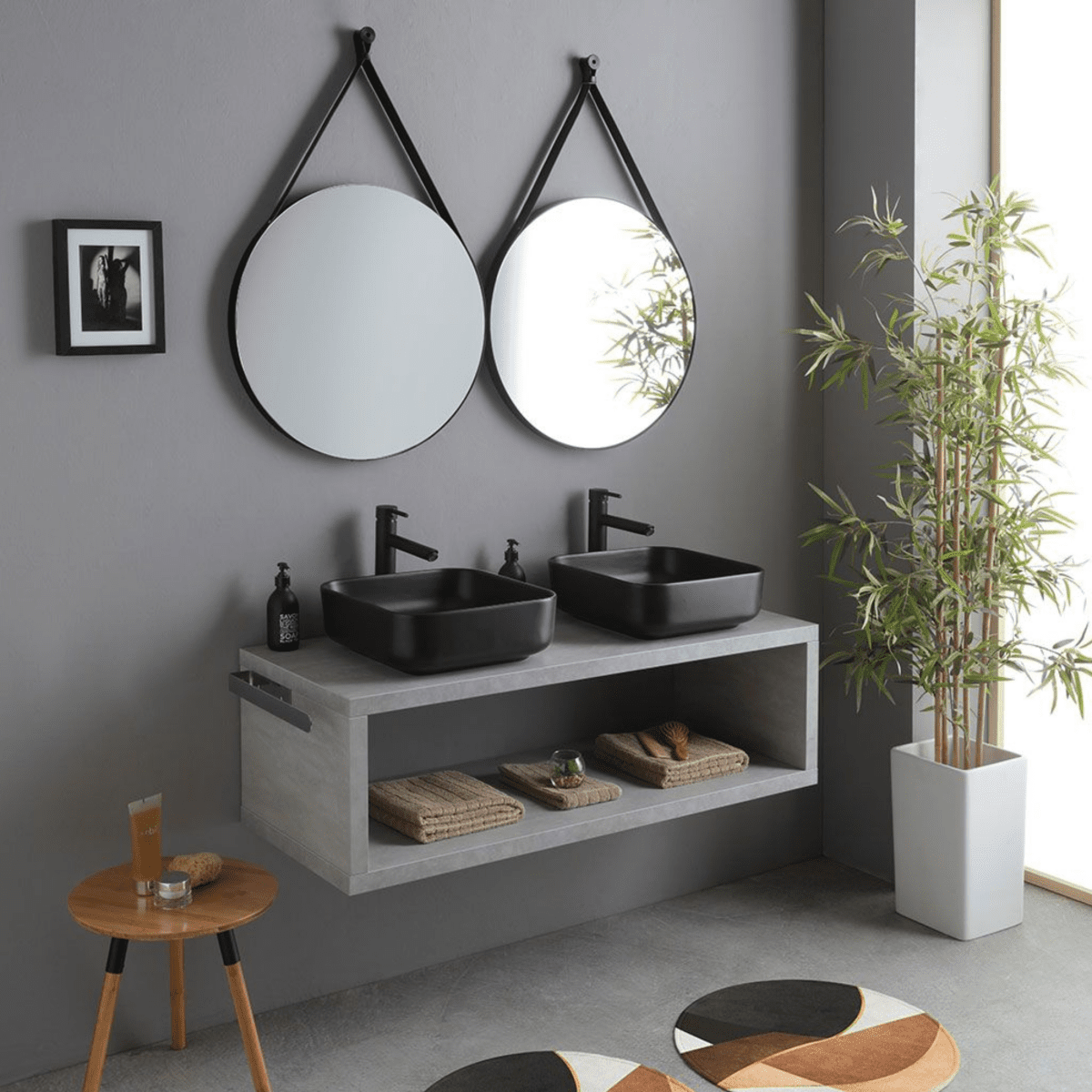 Mobile bagno sospeso grigio "Naxos" 120 cm con doppio lavabo quadrato nero opaco e specchi rotondi - MondoViro