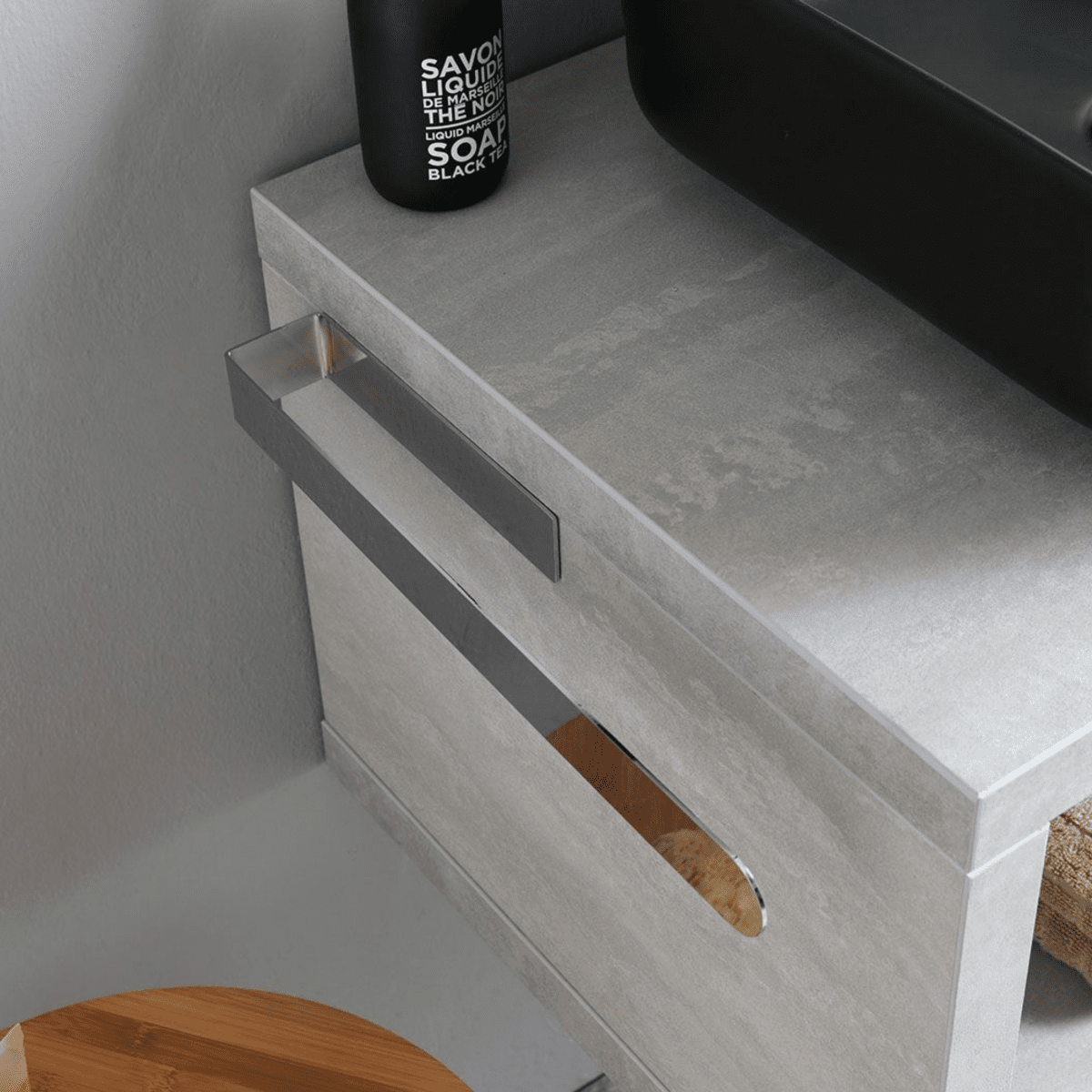 Mobile bagno sospeso grigio "Naxos" 120 cm con doppio lavabo quadrato nero opaco e specchi rotondi - MondoViro