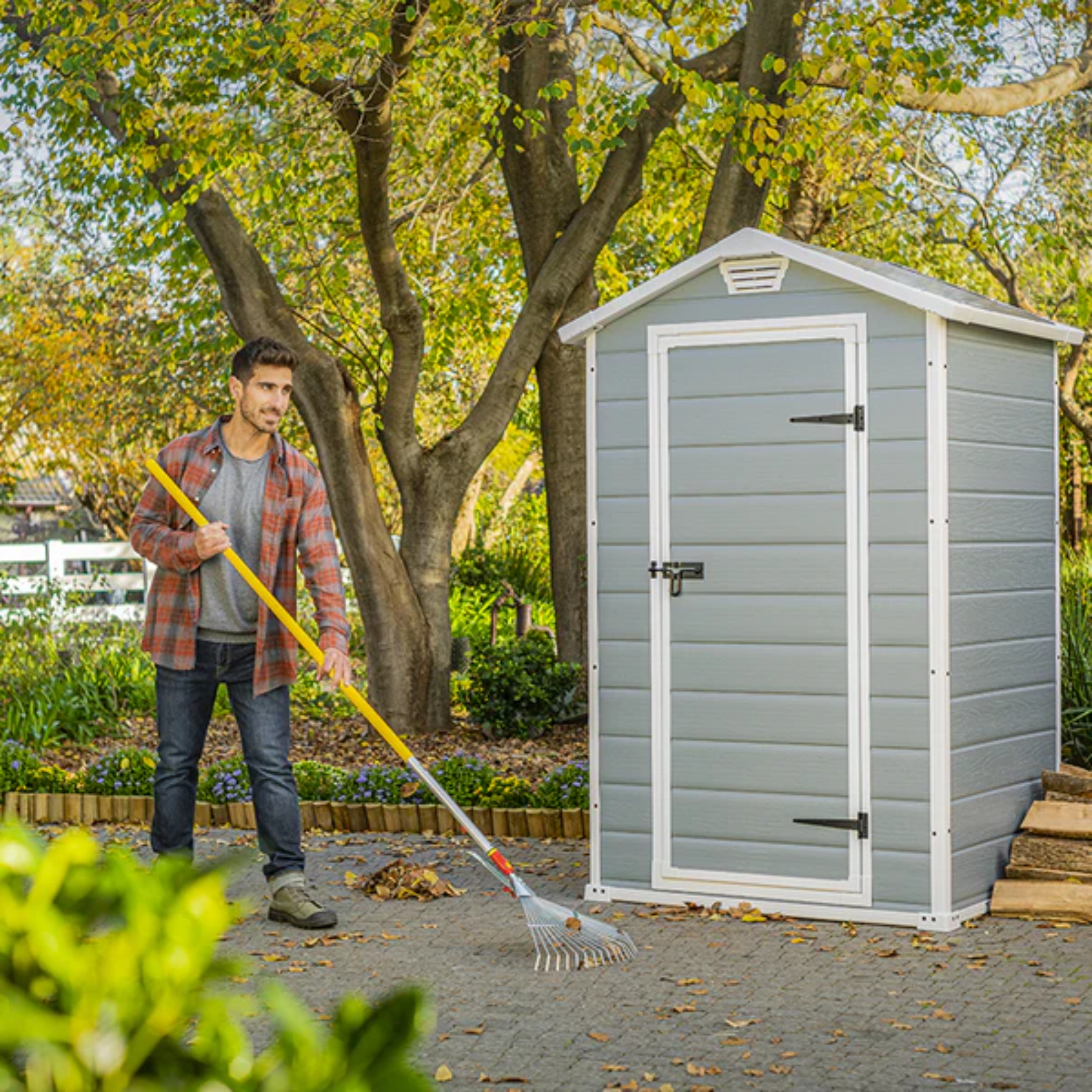 Casetta da giardino in resina 1 porta "Stilos" cm 129x103 196h