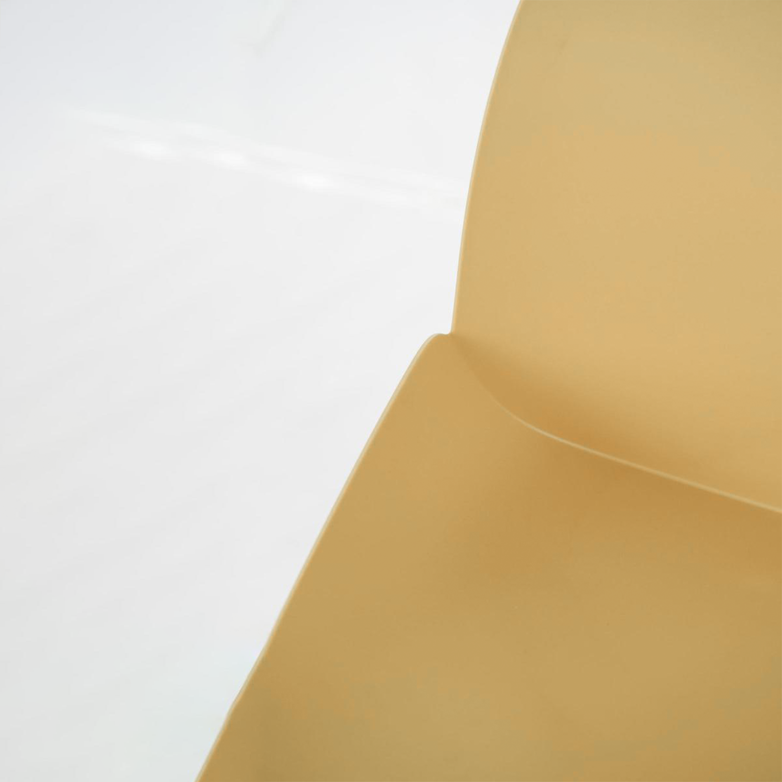 Set di sgabelli alti "Ana" in polipropilene con poggiapiedi cm 47x47,5 91,5h