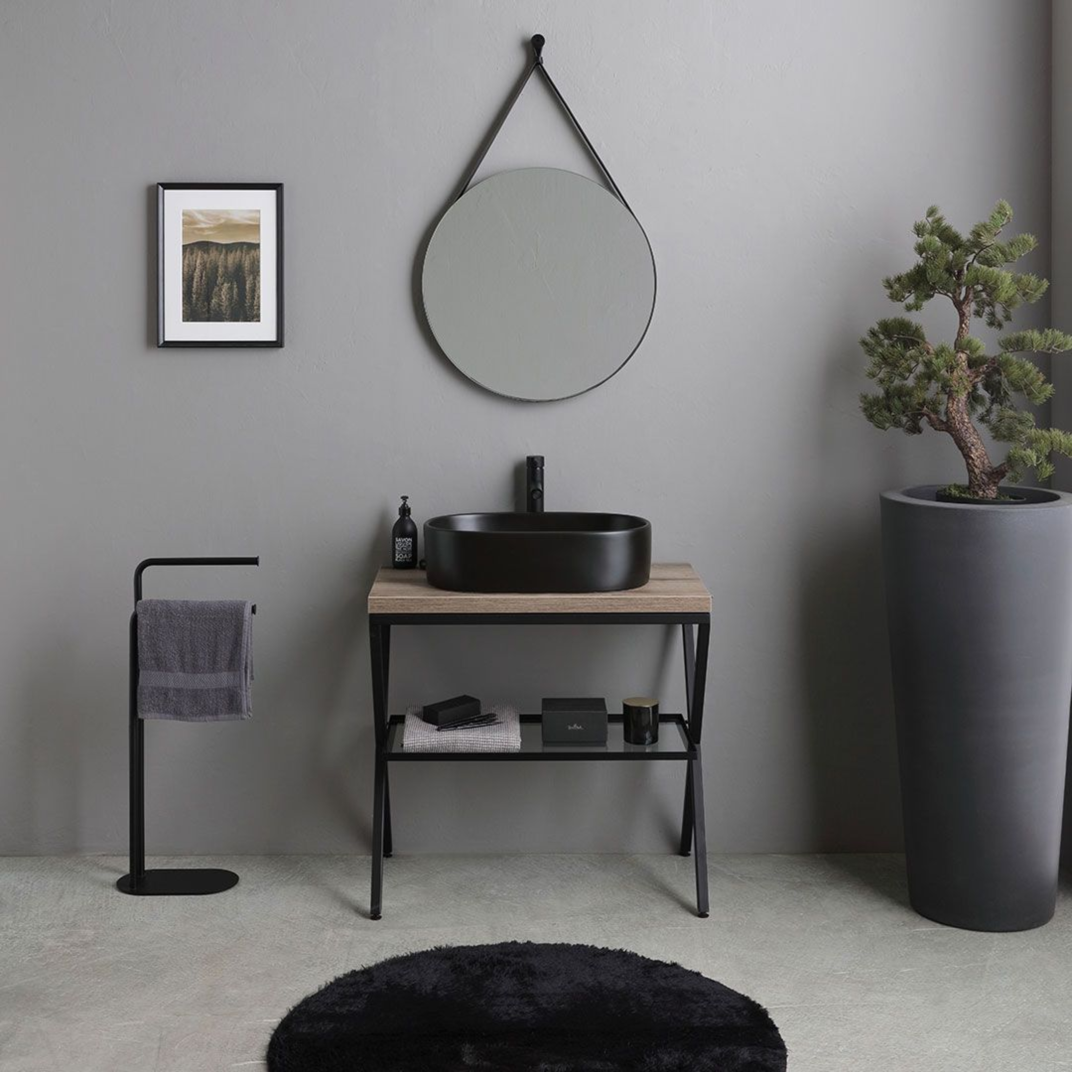 Mobile bagno a terra rovere fossile "Victoria" con lavabo in ceramica nero opaco ovale e specchio rotondo 80 cm