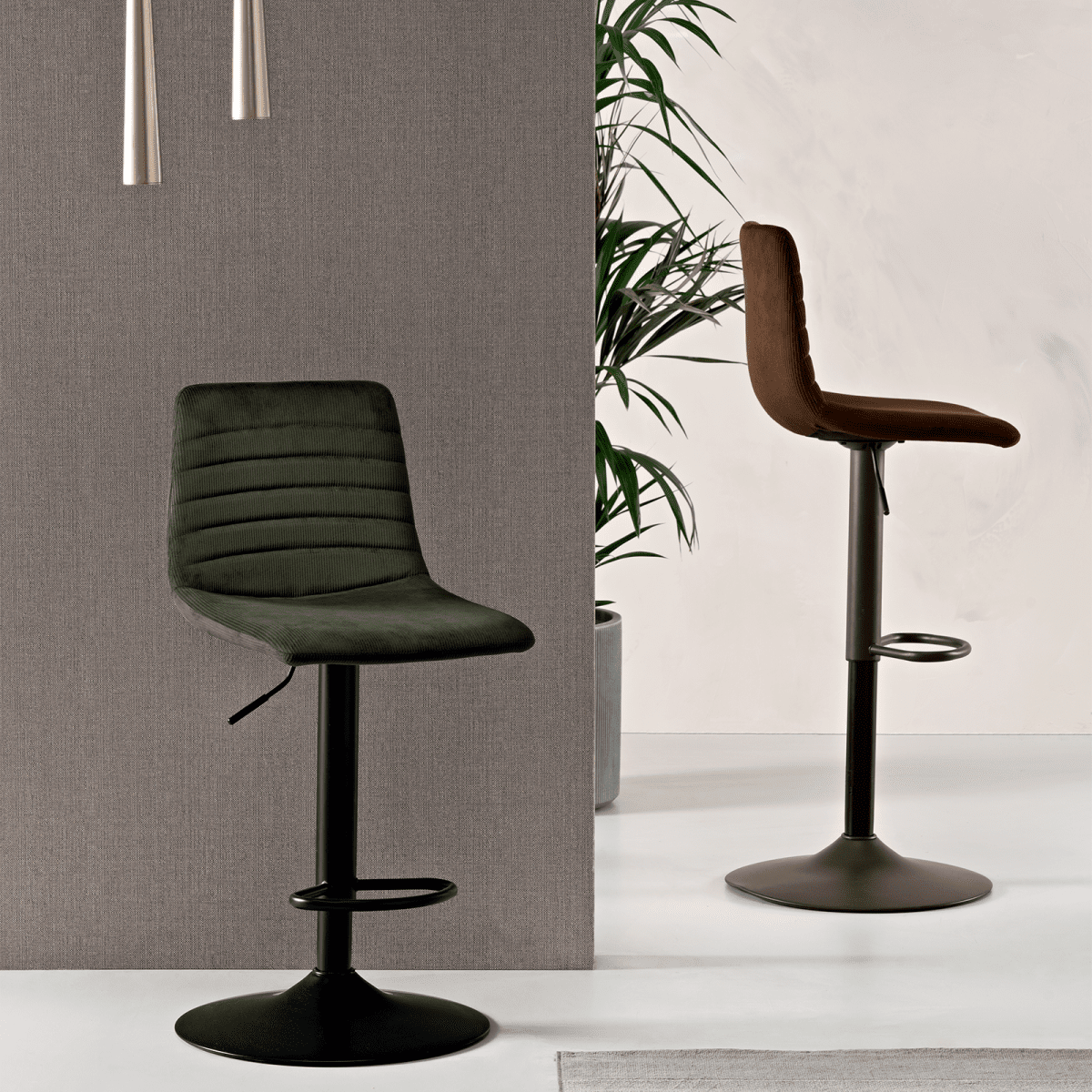 Set di sgabelli in tessuto cannettato "Leo" da soggiorno cm 45x45 90h - MondoViro