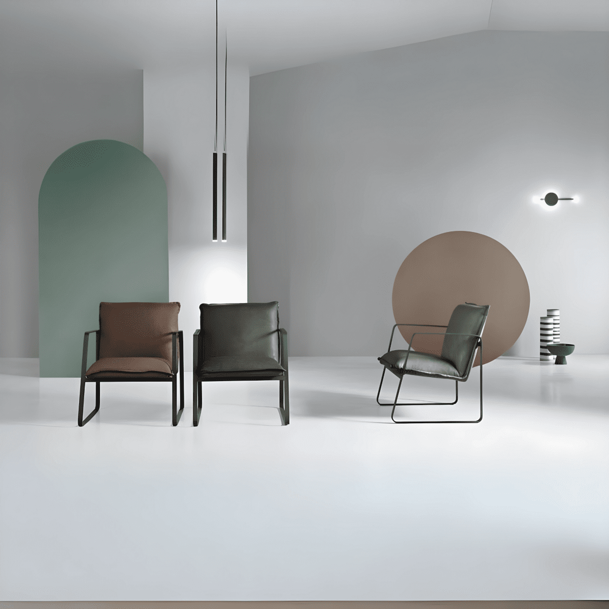 Poltrona in ecopelle "Ego" con struttura in metallo verniciato cm 68x65 78h - MondoViro