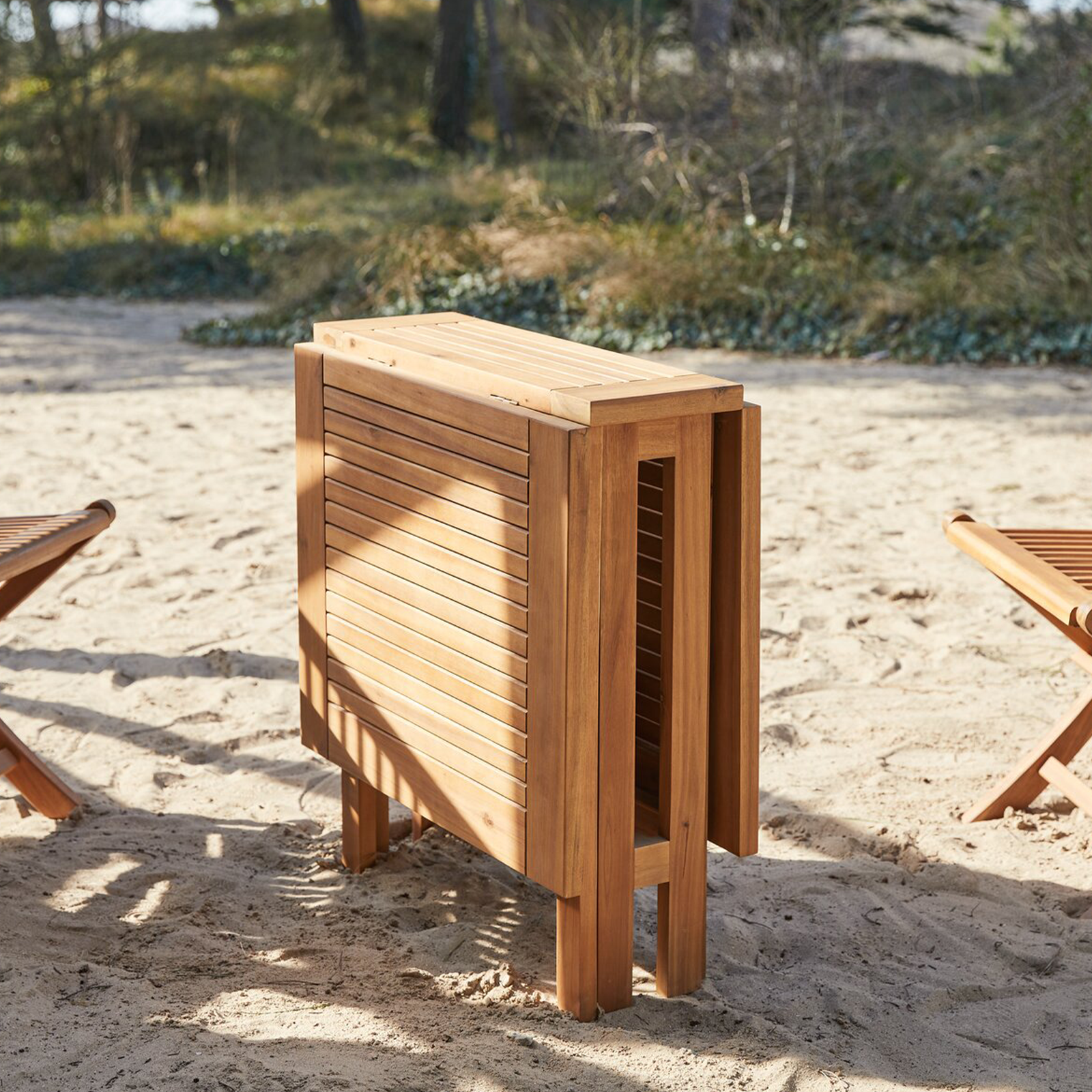 Tavolo da pranzo Royal in legno massello per giardino pieghevole o con foro porta ombrellone