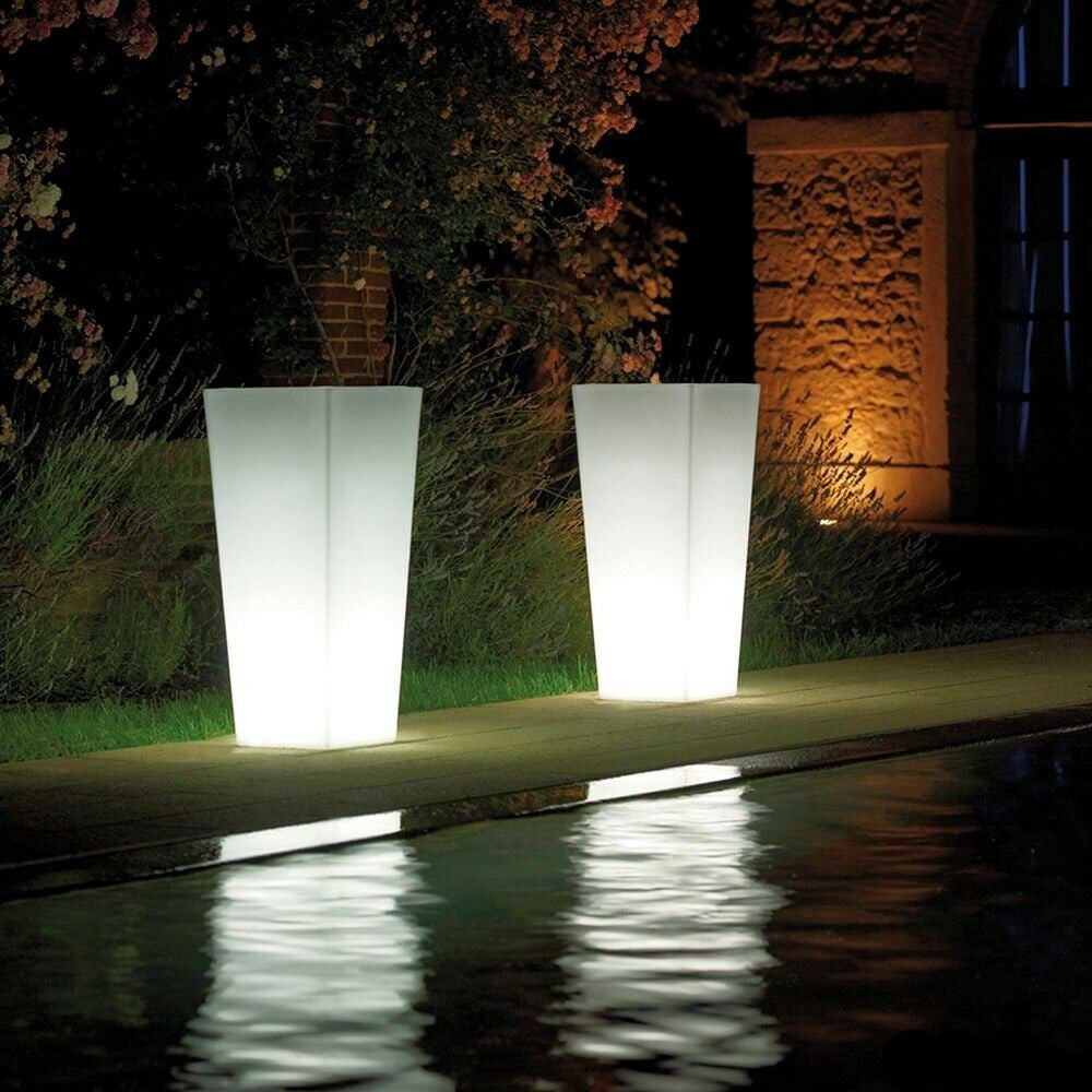 Fioriera alta in resina con luce led cm 33x33 70h
