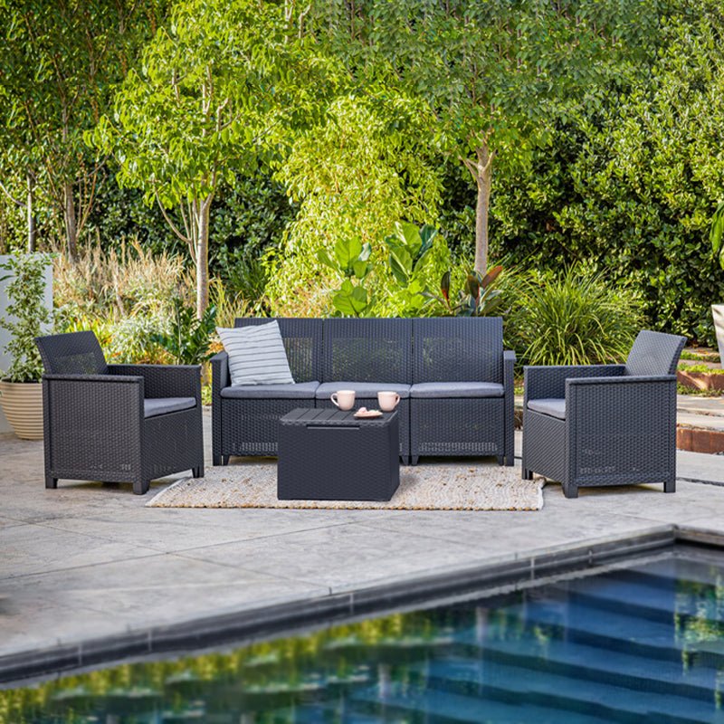 Salotto da esterno in resina Corner divano poltrone e tavolino per giardino e veranda