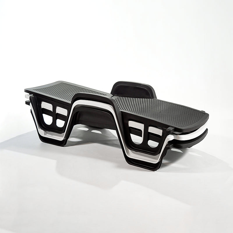 Lettino prendisole in resina con schienale reclinabile per piscina e giardino